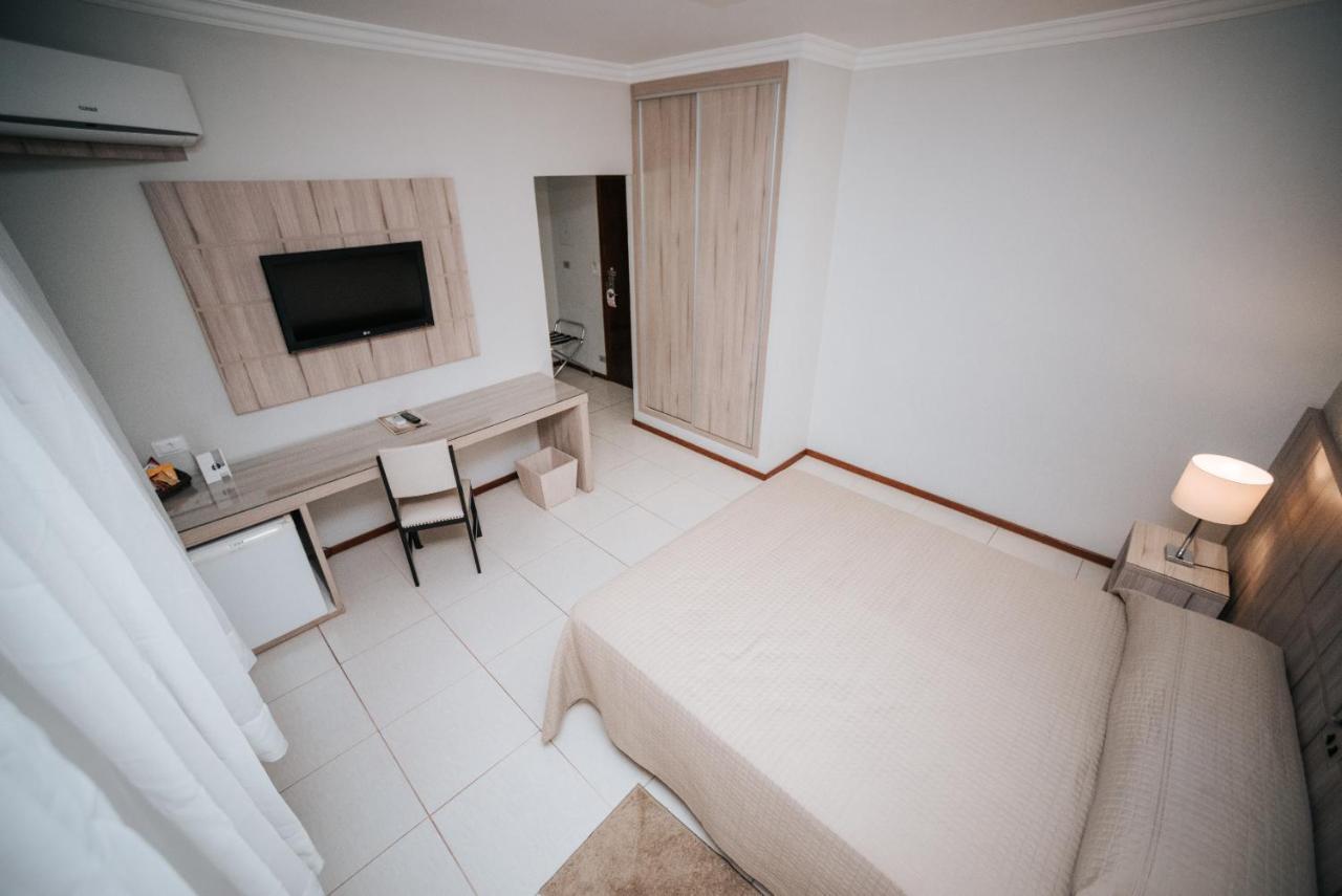 Arua Hotel, Restaurante E Convencoes 普鲁登特总统城 外观 照片