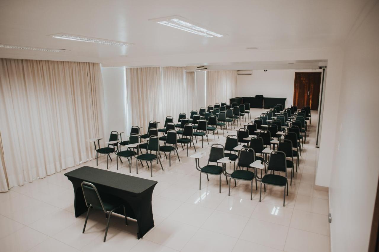 Arua Hotel, Restaurante E Convencoes 普鲁登特总统城 外观 照片