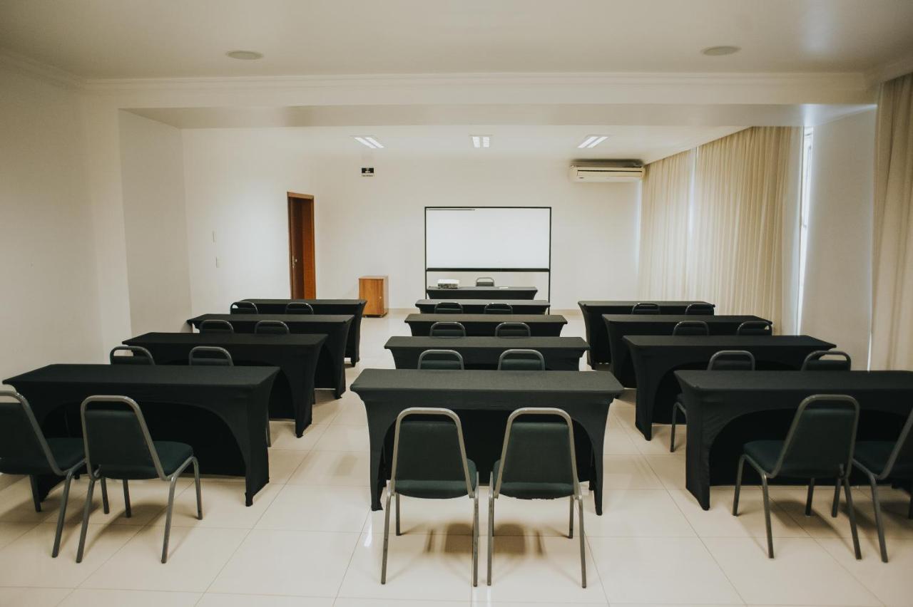 Arua Hotel, Restaurante E Convencoes 普鲁登特总统城 外观 照片