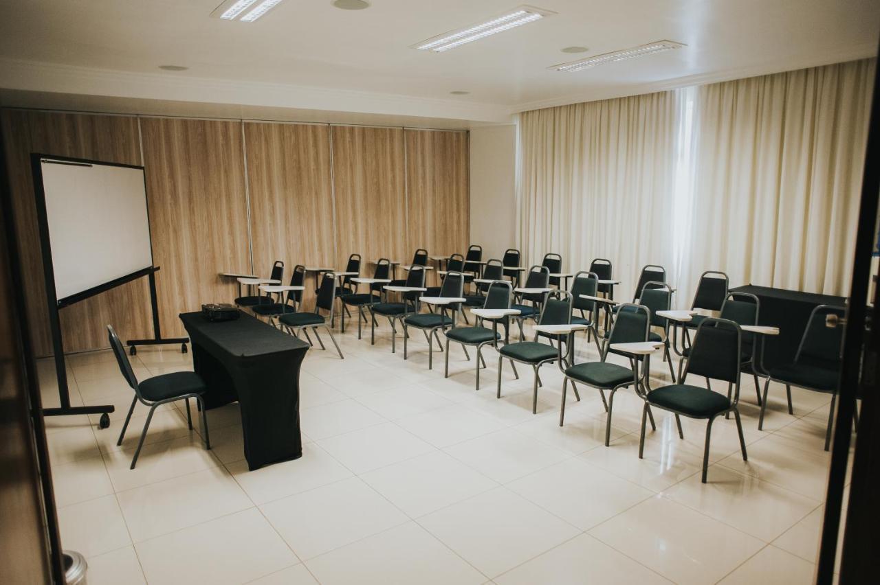 Arua Hotel, Restaurante E Convencoes 普鲁登特总统城 外观 照片