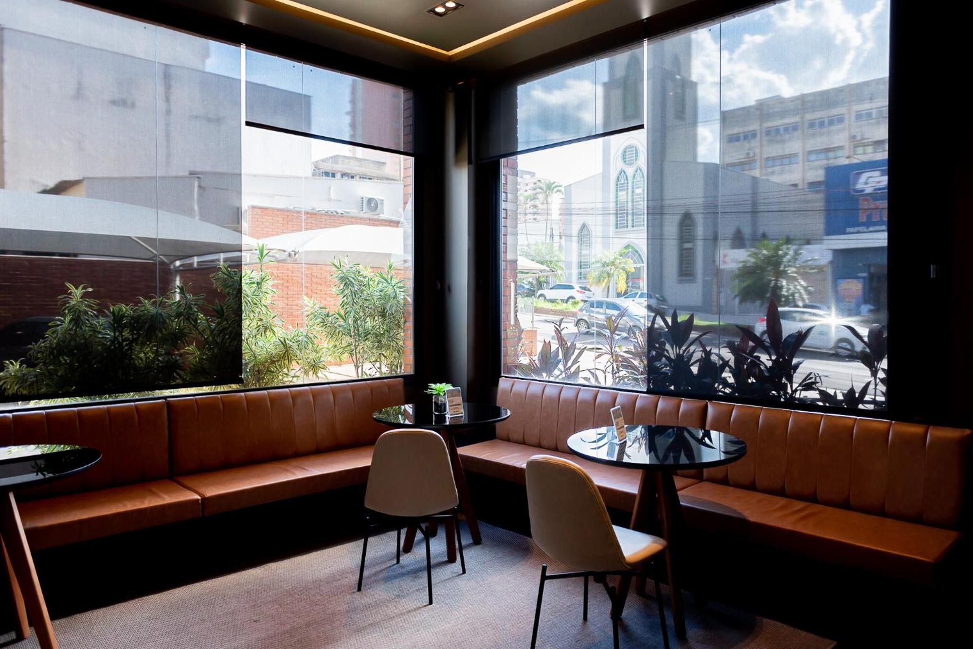 Arua Hotel, Restaurante E Convencoes 普鲁登特总统城 外观 照片