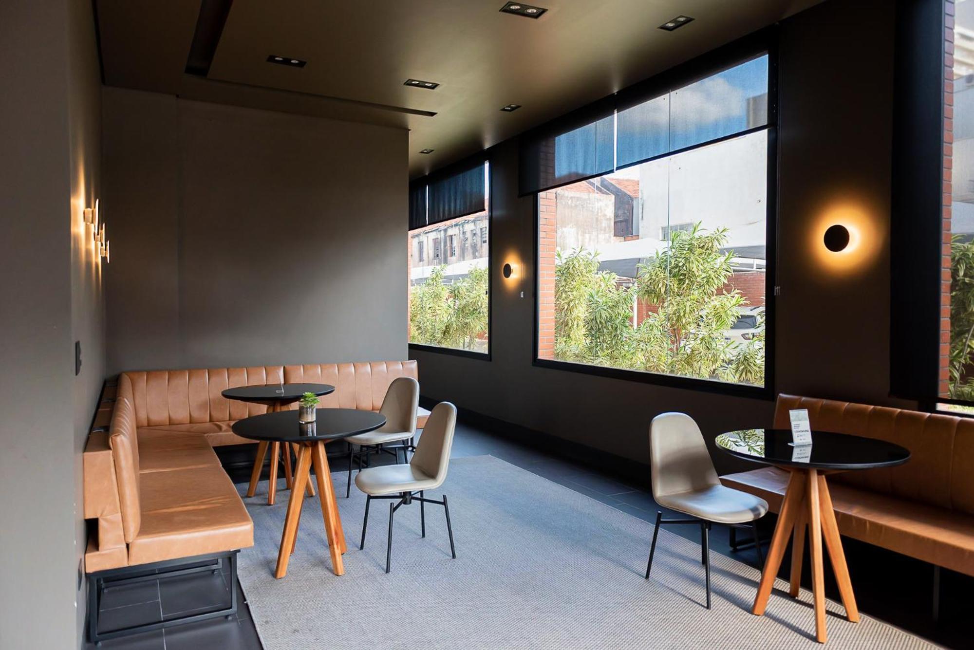 Arua Hotel, Restaurante E Convencoes 普鲁登特总统城 外观 照片