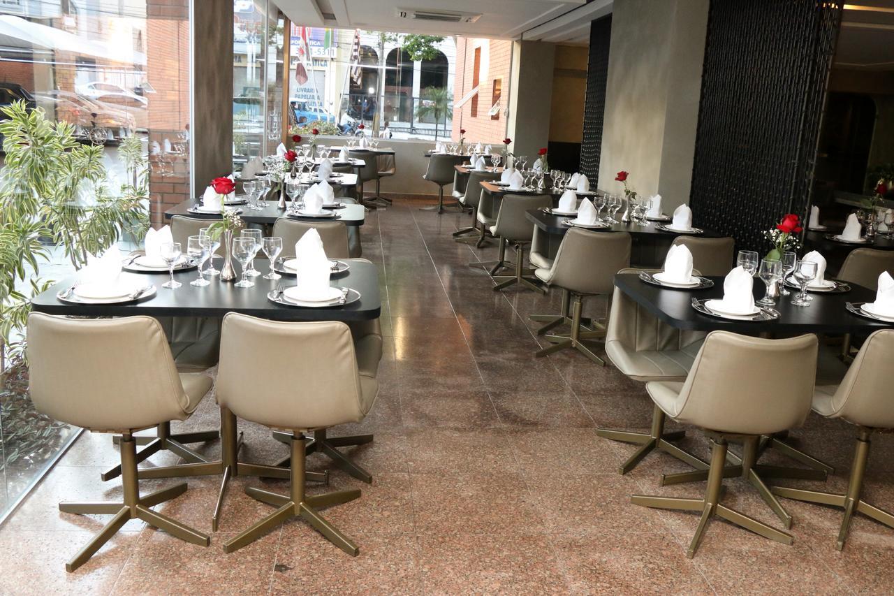 Arua Hotel, Restaurante E Convencoes 普鲁登特总统城 外观 照片